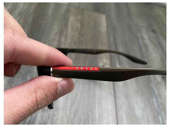 Prada Linea Rossa SPS 03O Sonnenbrille Braun - Ansicht 3
