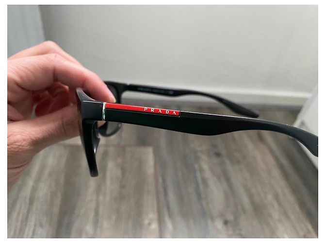 Occhiali da sole Prada Linea Rossa SPS 03O - Nero - vista 3