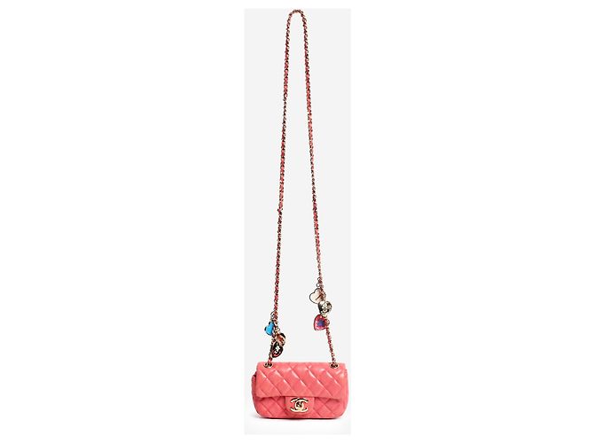 Chanel Borsa flap extra mini Valentine Charms in pelle d'agnello matelassé rosa - vista 2
