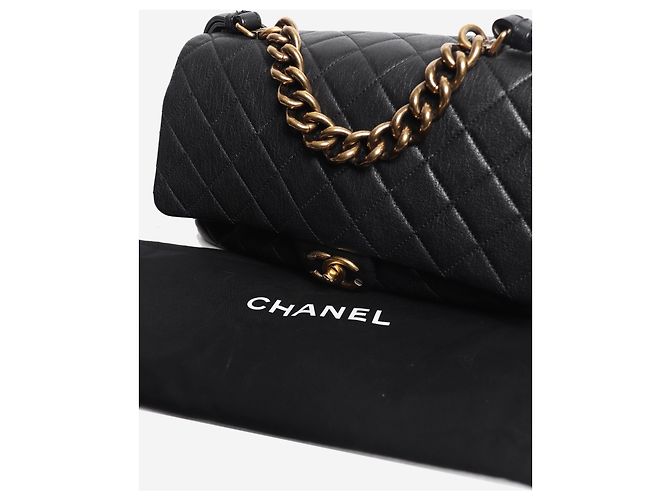 Chanel Borsa a patta East West Chocolate Bar in lambskin nero - vista 10