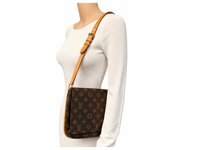 Louis Vuitton Musette Tango Schultertasche aus braunem Monogram Canvas - Ansicht 11
