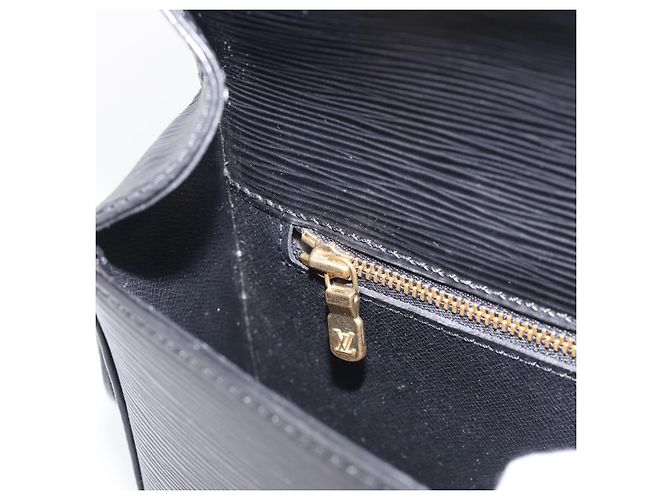 Saint-Cloud LOUIS VUITTON Epi Saint Cloud GM Shoulder Bag Black Noir M52192 LV - vista 25