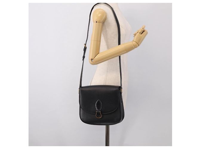 Saint-Cloud LOUIS VUITTON Epi Saint Cloud GM Shoulder Bag Black Noir M52192 LV - vista 29