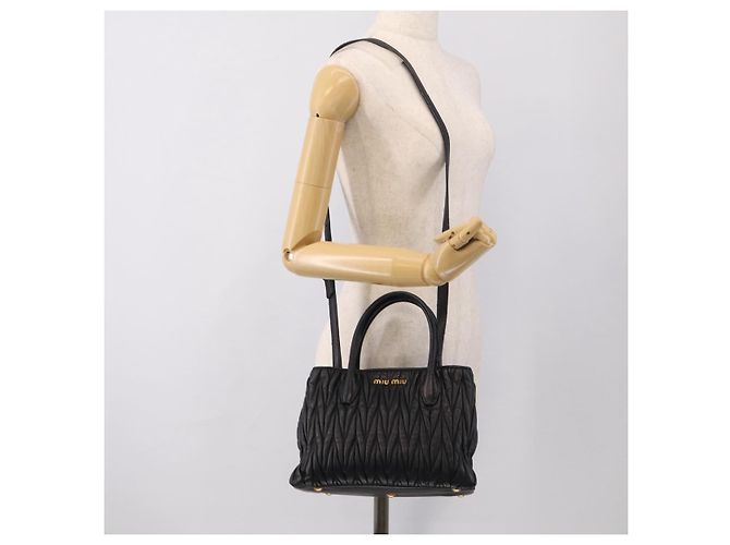 Miu Miu Matelasse Hand Bag Leather 2way Black Gold - vista 29