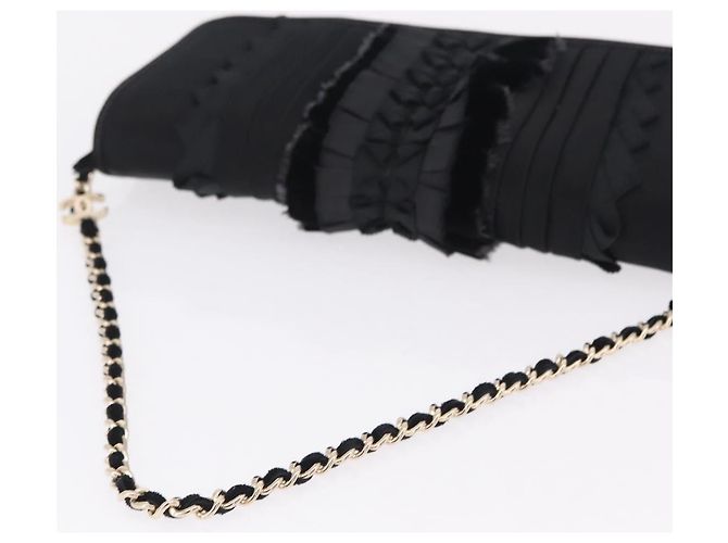 CHANEL Chain Shoulder Bag Satin Black Gold CC - vista 7