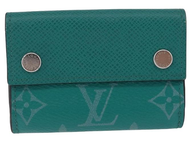 LOUIS VUITTON Tiger Lama Monogram Discovery Wallet Green M67626 LV - vista 2