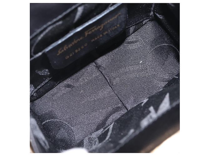 Salvatore Ferragamo Hand Bag Leather Black Gold - vista 16