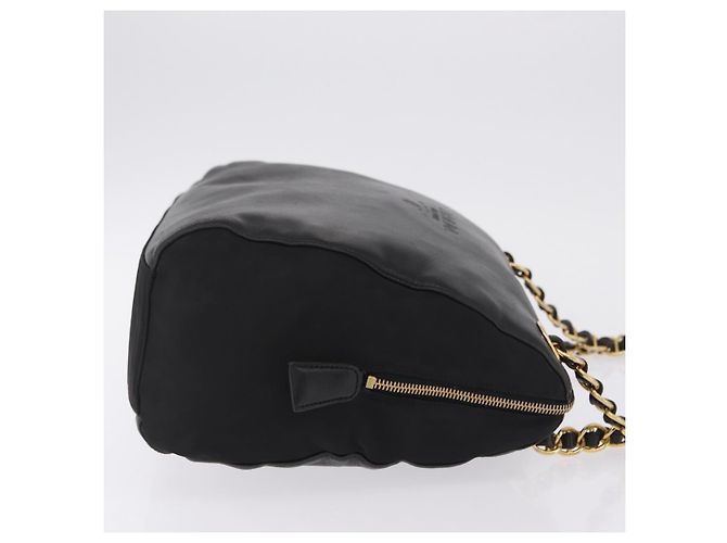 PRADA Schultertasche mit Kette aus Leder Schwarz Gold - Ansicht 4