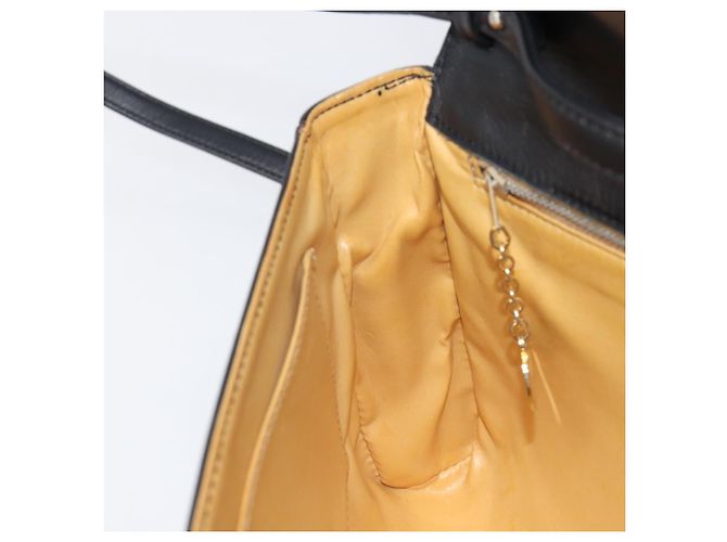 Céline CELINE Sac à épaule en cuir noir - vue 21