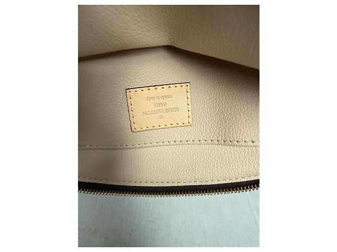 Louis Vuitton Monogram Kulturbeutel - Ansicht 12