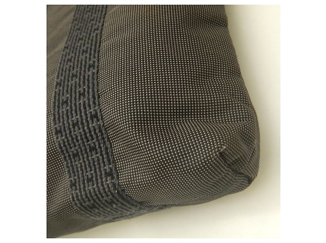 Hermès Saco Cabas Hermes Herline em Nylon Cinza - vista 15