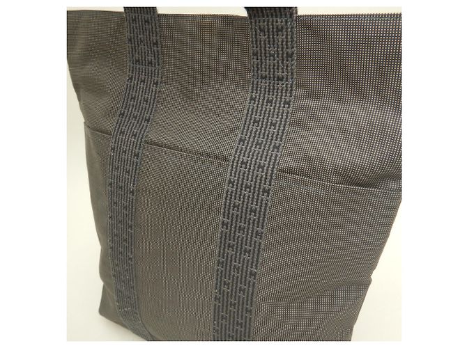 Hermès Saco Cabas Hermes Herline em Nylon Cinza - vista 7
