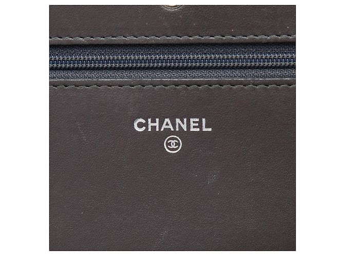 Portafoglio Chanel Brown CC Distressed Chevron Patent Crossing Wallet On Chain - vista 5