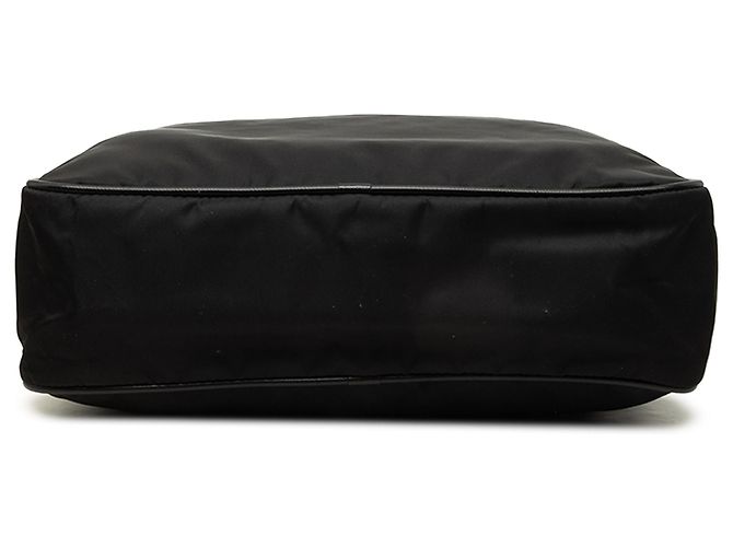 Prada Camera Bag aus schwarzem Tessuto - Ansicht 3