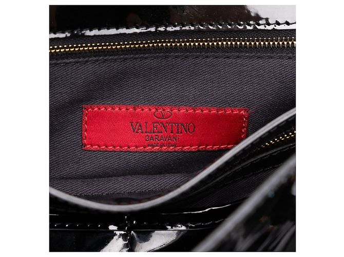 Borsa Tote Valentino Rockstud in vernice nera con doppio manico e patta - vista 5