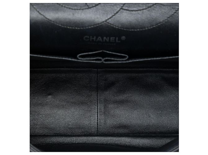 Chanel Black Quilted Aged Calfskin Reissue 2.55 Double Flap 227 - vista 4