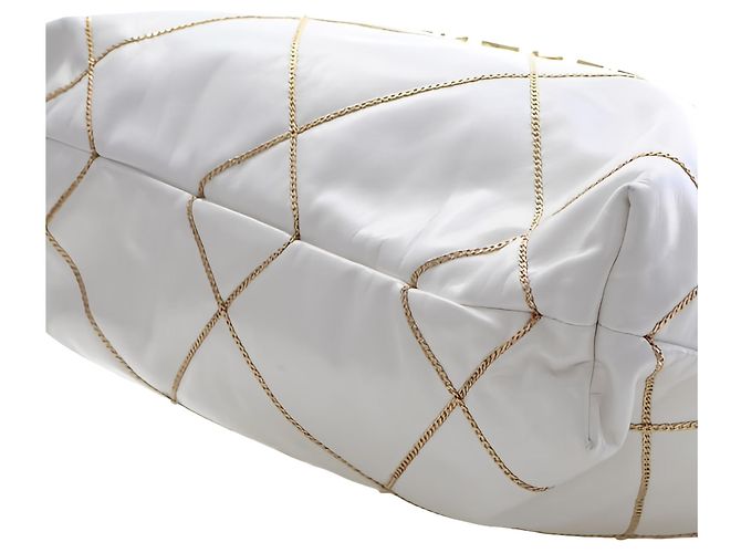 Borsa Chanel 22 Small in vitello lucido matelassé bianco con catena - vista 15