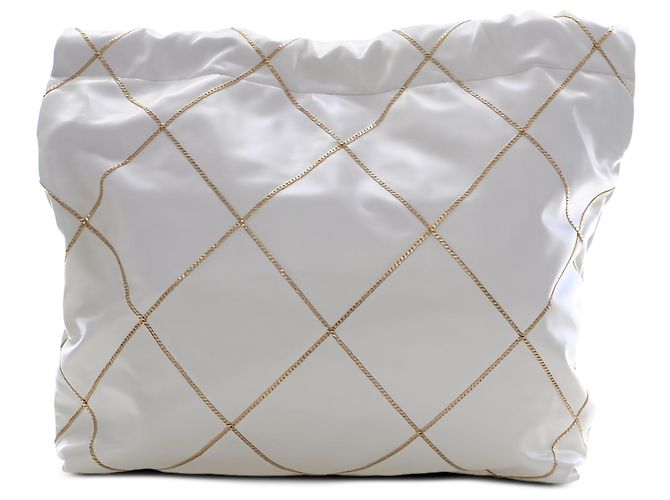 Borsa Chanel 22 Small in vitello lucido matelassé bianco con catena - vista 2