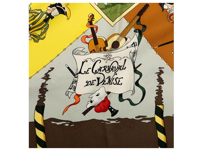 Foulard di seta Hermès Yellow Le Carnaval de Venise 90 - vista 2