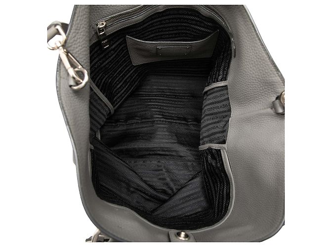 Borsa Tote Aperta Convertibile Prada in Vitello Daino Grigio - vista 4