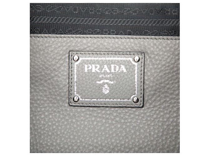 Borsa Tote Aperta Convertibile Prada in Vitello Daino Grigio - vista 5