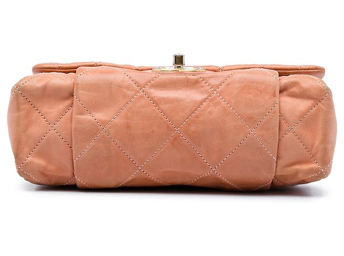 Chanel Orange Small Quilted Iridescent Calfskin Chic Quilt Flap - vista 3