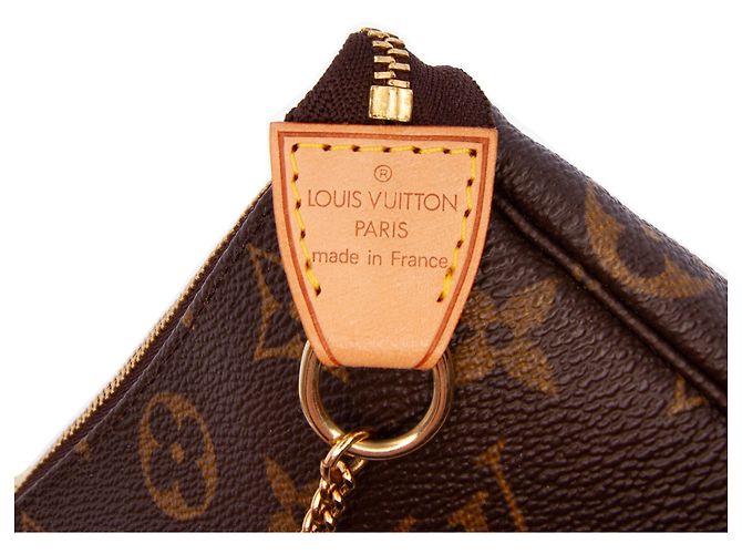 Louis Vuitton Brown Monogram Mini Pochette Accessoires - vista 5