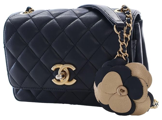 Chanel Black Small Quilted Lambskin Private Affair Camellia Flap - vue 13