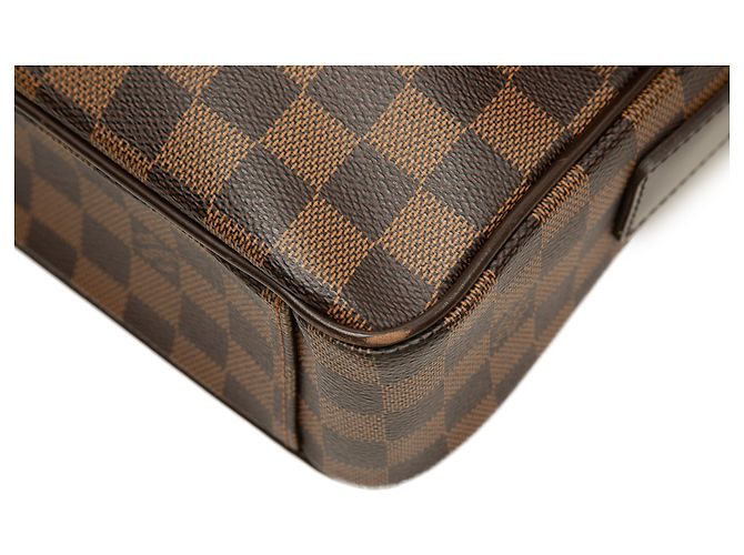 Louis Vuitton Brown Damier Ebene Shelton MM - vista 6