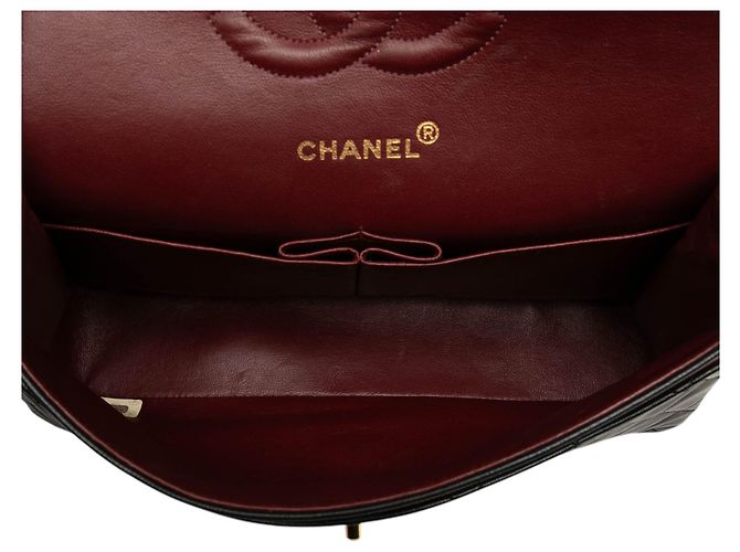 Chanel Black Medium Classic Lambskin Double Flap - vista 4