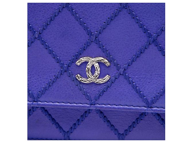 Chanel Purple CC Quilted Calfskin Fancy Wallet On Chain - vista 5
