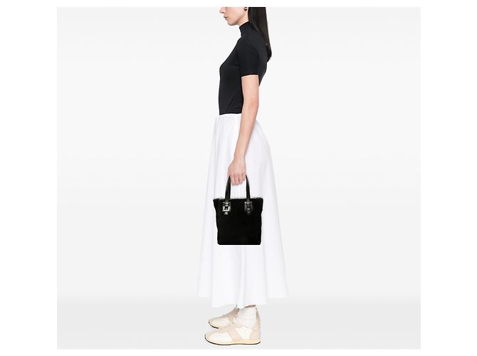 Tote LOEWE em pele de carneiro preta com Anagrama e fecho vertical - vista 6