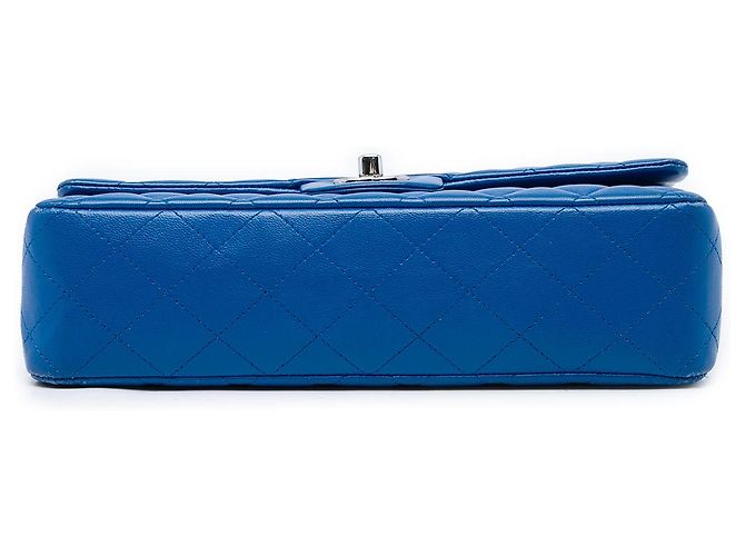 Chanel Blue Medium Classic Lambskin Double Flap - vue 3