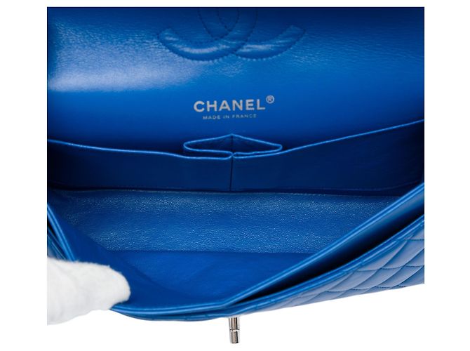 Chanel Blue Medium Classic Lambskin Double Flap - vue 4