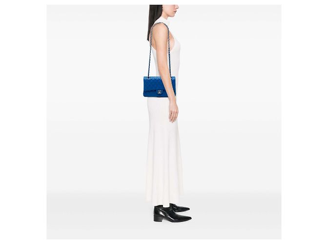 Chanel Blue Medium Classic Lambskin Double Flap - vue 5