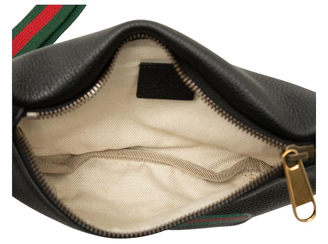 Bolso cinturón Gucci Black Small Grained Calfskin Web Logo - vista 4