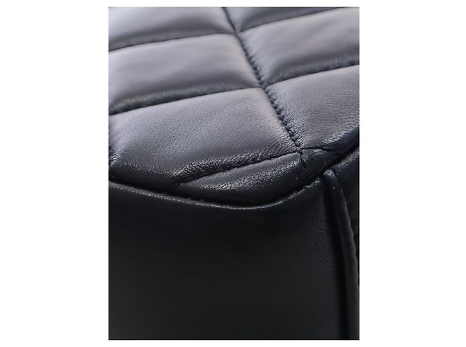 Chanel Black Small Quilted Lambskin CC Coin Flap - vista 10