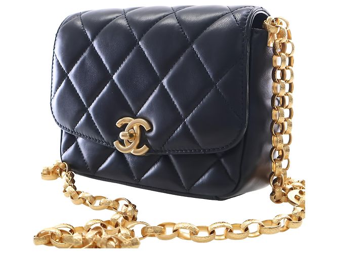 Chanel Black Small Quilted Lambskin CC Coin Flap - vista 13