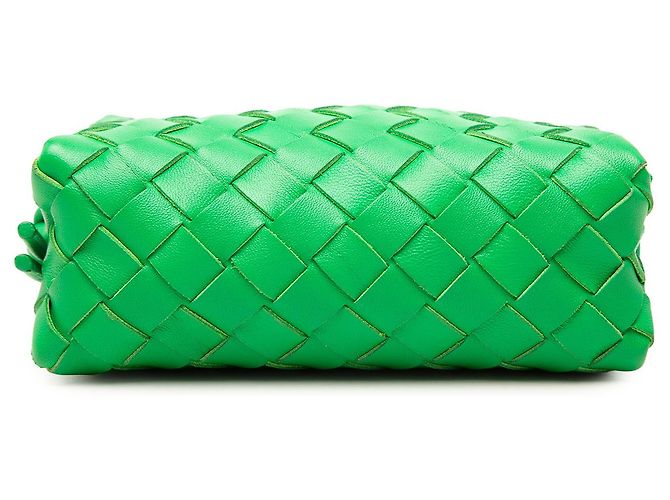 Bottega Veneta Mini Borsa Camera Loop Intrecciato in Pelle di Agnello Verde - vista 3