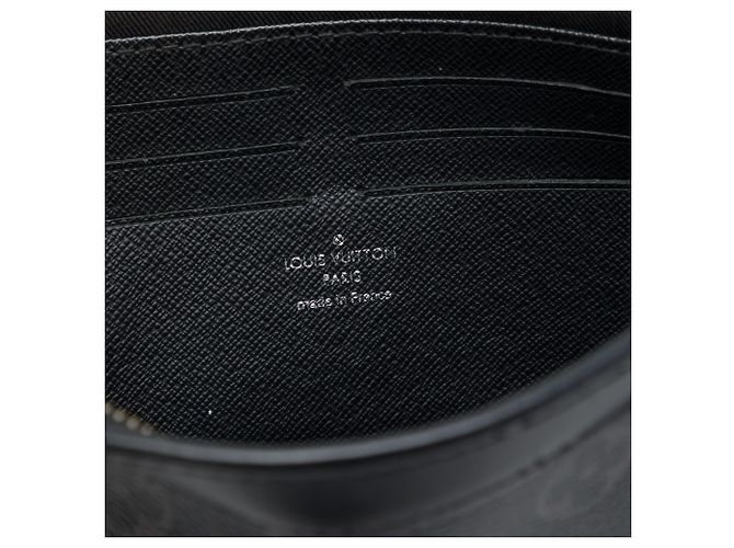 Louis Vuitton Black Monogram Eclipse Pochette Voyage MM - Ansicht 5