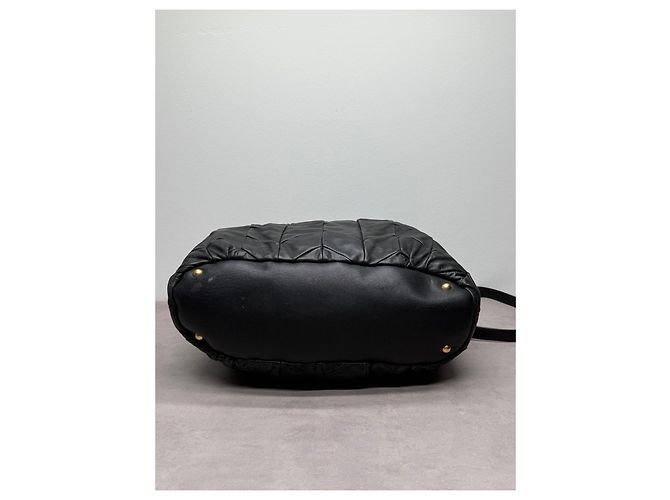 Miu Miu Borsa a mano Matelassé in pelle nera - vista 9