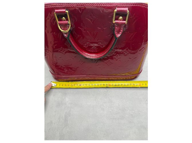 Borsa Louis Vuitton Alma Vernis Bordeaux - vista 15