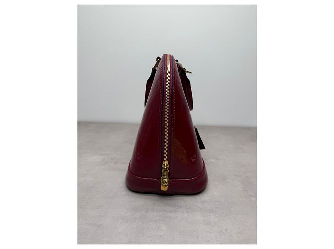 Borsa Louis Vuitton Alma Vernis Bordeaux - vista 3