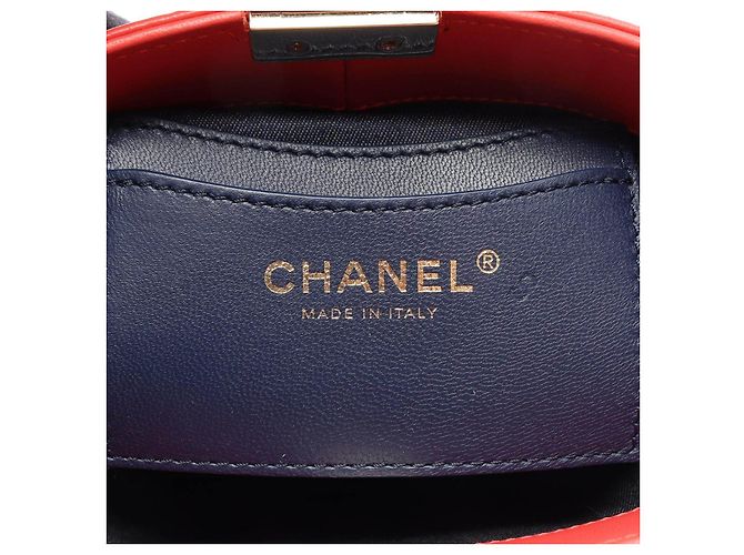 Borsa a tracolla Chanel Matelasse Vanity in pelle d'agnello - vista 4