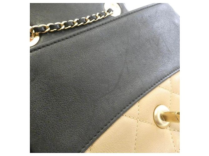 Bolsa de ombro Chanel em couro de bezerro - vista 5