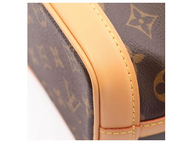 Borsa a mano 2 vie Louis Vuitton Nano Noe Monogram - vista 5