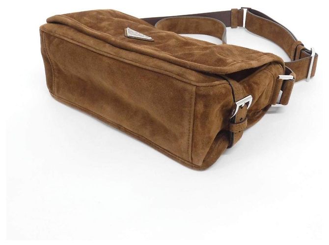 Bolsa de Ombro Prada em Camurça - vista 3