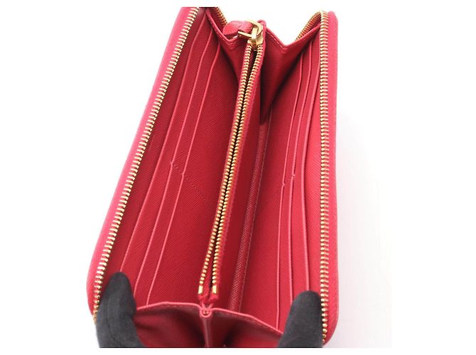 Cartera larga Prada de piel Saffiano - vista 3
