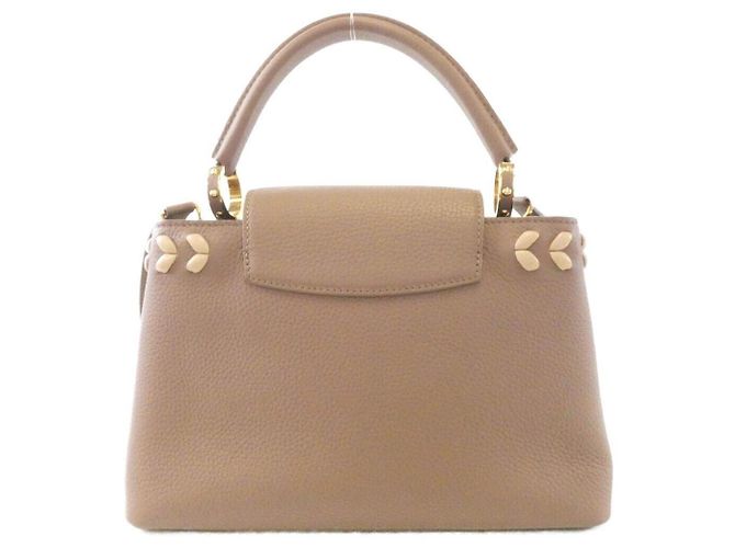 Bolso Louis Vuitton Capucines Taurillon - vista 2