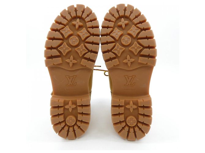 Botines Louis Vuitton LVxTIMBERLAND - vista 4